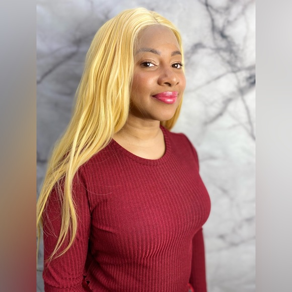 Yellow Lace Front Hair Wigs - Picture 6 of 7